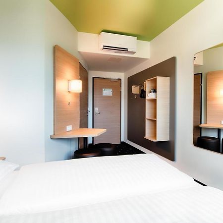 B&B Hotel וילאך מראה חיצוני תמונה